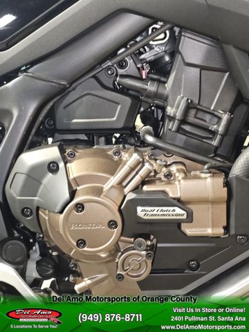 2024 Honda AFRICA TWIN DCT Image 18