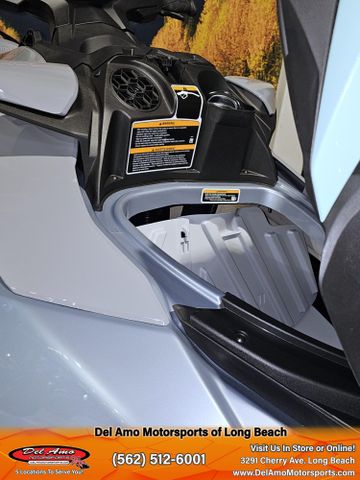 New 2024 Sea-Doo GTI SE 130 (SOUND SYSTEM) Image 16