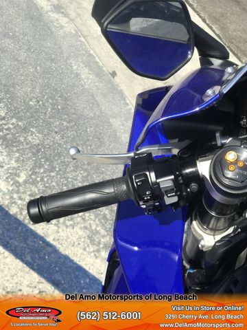 2020 Yamaha YZF-R1 Image 10