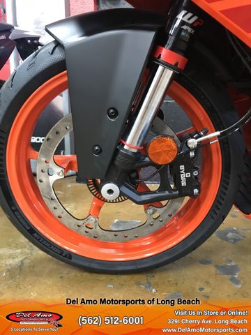 2024 KTM RC 390 Image 2