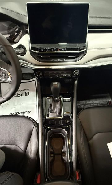 Used 2024 Jeep Compass LimitedImage 22