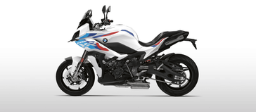 2024 BMW S 1000 XR in a LIGHT WHITE / M MOTORSPORT exterior color. Cross Country Cycle 201-288-0900 crosscountrycycle.net 