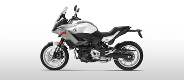 2023 BMW F 900 XR in a LIGHT WHITE exterior color. Cross Country Cycle 201-288-0900 crosscountrycycle.net 