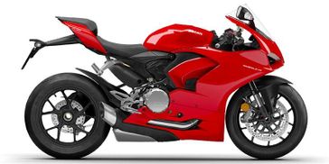 2024 Ducati PANIGALE V2  in a RED exterior color. BMW Motorcycles of New Orleans 504-595-6776 pixelmotiondemo.com 