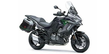 2023 Kawasaki Versys 1000 in a Met Graph Gray exterior color. New England Powersports 978 338-8990 pixelmotiondemo.com 