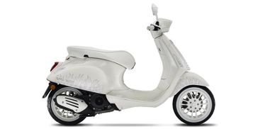 2022 Vespa SPRINT S 50 JUSTIN BIEBER in a WHITE exterior color. Cross Country Powersports 732-491-2900 crosscountrypowersports.com 