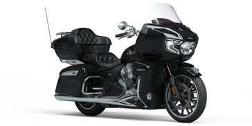 2023 Indian Motorcycle INDIAN PURSUIT LIMITED PREM. PACKAGE  in a BLACK METALLIC exterior color. Wagner Motorsports (508) 581-5950 wagnermotorsport.com 
