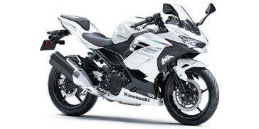 2023 Kawasaki Ninja 400 in a Pearl Blizzard White exterior color. Central Mass Powersports (978) 582-3533 centralmasspowersports.com 