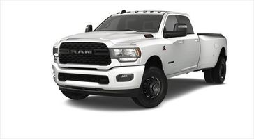 2024 RAM 3500 Lone Star Crew Cab 4x4 8' Box