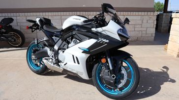 New 2025 CFMOTO 675 SS 