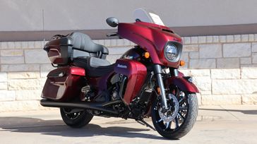 2024 INDIAN MOTORCYCLE INDIAN ROADMASTER DARK HORSE WITH AUDIO MAROON METALLIC