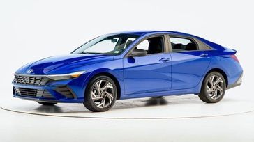 Used 2025 Hyundai Elantra SEL Sport