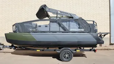 2025 SEADOO SWITCH FISH 18 230HP PAINTED TRAILER WILDERNESS GREEN 