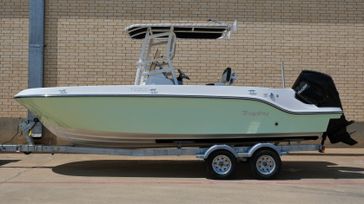 2023 BAYLINER TROPHY 22  in a TEAL exterior color. Family PowerSports (877) 886-1997 familypowersports.com 