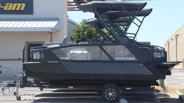 New 2025 SEADOO SWITCH FISH 18 230HP PAINTED TRAILER WILDERNESS GREEN 