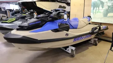 2025 SEADOO WAKE PRO 230 WITH SOUND SYSTEM IDF SAND AND DAZZLING BLUE 