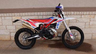 2022 BETA Xtrainer 300 