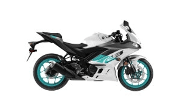 2024 YAMAHA YZFR3  VIVID WHITE