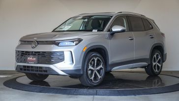 New 2025 Volkswagen Tiguan 2.0T SE