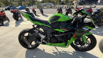 Used 2024 Kawasaki ZX6R KRT 