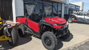 2025 HONDA PIONEER 1000 HERO RED