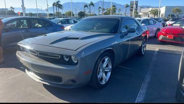 2017 Dodge Challenger SXT