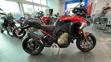 New 2025 Ducati MULTISTRADA V4 