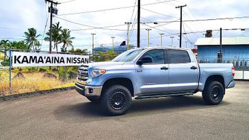 2017 Toyota Tundra CrewMax SR5 5.7L
