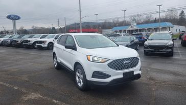 Used 2024 Ford EDGE SE 