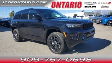 2019 RAM 2500 Tradesman in a Bright White Clear Coat exterior color and Diesel Gray/Blackinterior. Ontario Auto Center ontarioautocenter.com 