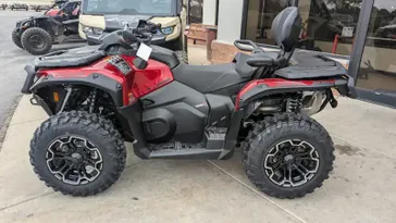 2025 CAN-AM OUTLANDER MAX XT 1000R FIERY RED