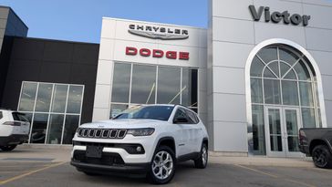 Used 2024 Jeep Compass Latitude