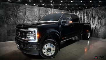 2025 Ford F-450 Platinum
