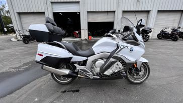 2018 BMW K 1600 GTL in a WHITE exterior color. BMW Motorcycles of Jacksonville (904) 375-2921 bmwmcjax.com 