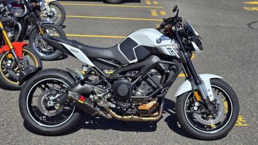 Used 2017 Yamaha FZ09 