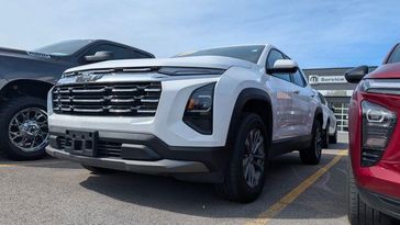 Used 2025 Chevrolet Equinox LT