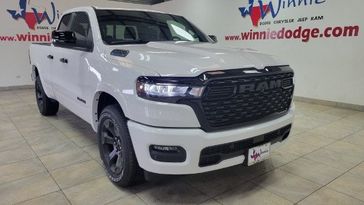 2025 RAM 1500 Lone Star Quad Cab 4x2 6'4' Box