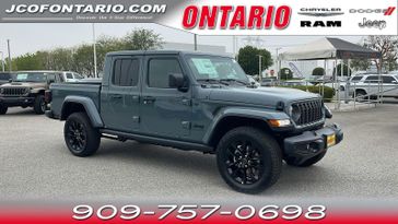2025 Jeep Gladiator Nighthawk