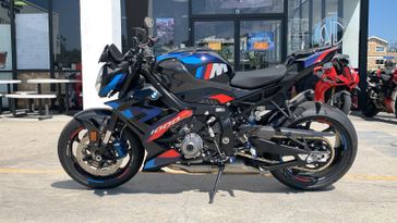 2024 BMW M1000R 