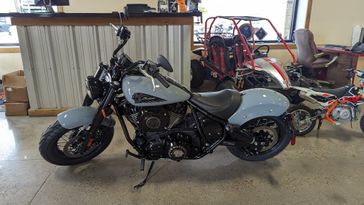 2024 INDIAN MOTORCYCLE CHIEF BOBBER DH STORM GRAY 49ST Dark Horse