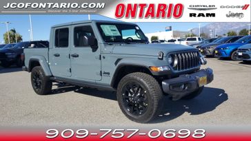 2025 Jeep Gladiator Nighthawk