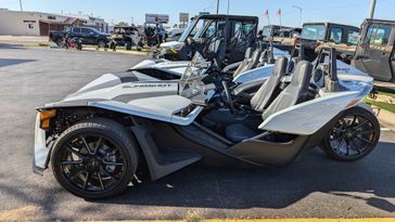 2022 Polaris SLINGSHOT S TECH AUTODRIVE 49ST GHOST GRY S WITH TECHNOLOGY PACKAGE