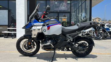 New 2025 BMW R1300GSA 