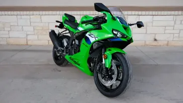 NEW 2026 KAWASAKI NINJA ZX6R ABS 
