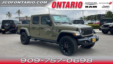 2025 Jeep Gladiator Nighthawk