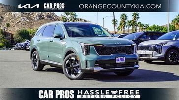 New 2026 Kia Sorento Hybrid EX