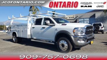 2024 RAM 5500 Chassis Cab Tradesman in a Bright White Clear Coat exterior color and Diesel Gray/Blackinterior. Ontario Auto Center ontarioautocenter.com 