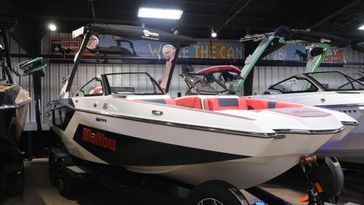 NEW 2026 MALIBU WAKESETTER 23 MXZ 