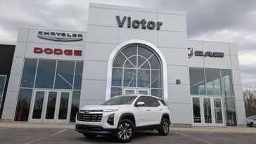 Used 2025 Chevrolet Equinox FWD LT