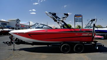 USED 2010 MALIBU WAKESETTER VLX 22 